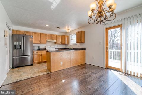 319 Rambling Ridge Ct, Pasadena, MD 21122 photo 8