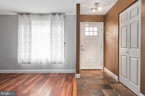 1452 Blockton Ct, Crofton, MD 21114 photo 2