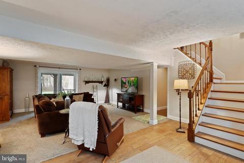 194 Oak Dr, Pasadena, MD 21122 photo 26