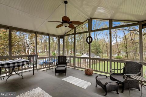 194 Oak Dr, Pasadena, MD 21122 photo 25