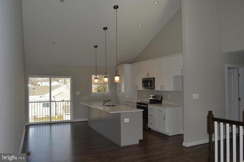 766 205th St, Pasadena, MD 21122 photo 6