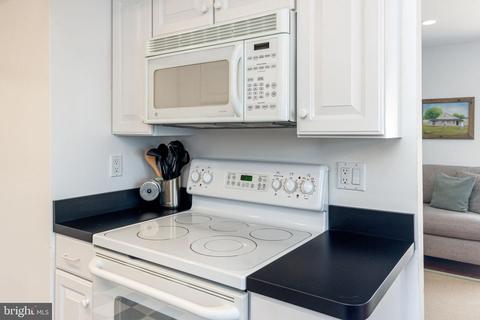 2071 Happy Ln, Crofton, MD 21114 photo 17