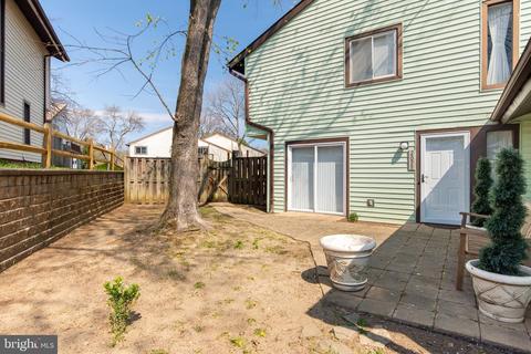 2071 Happy Ln, Crofton, MD 21114 photo 4