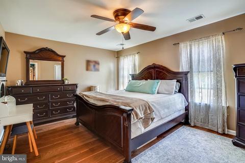652 210th St, Pasadena, MD 21122 photo 17