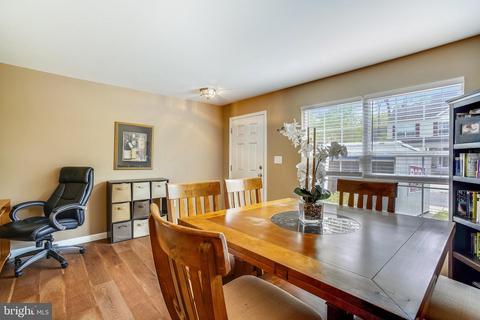652 210th St, Pasadena, MD 21122 photo 5