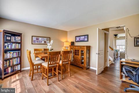 652 210th St, Pasadena, MD 21122 photo 3