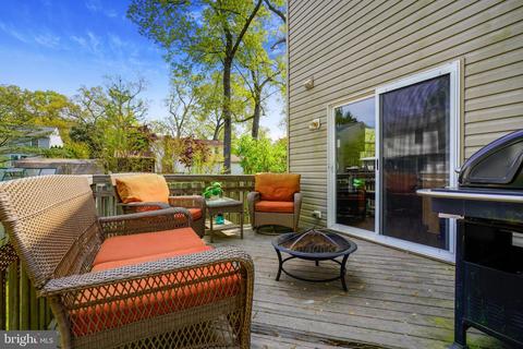 652 210th St, Pasadena, MD 21122 photo 32