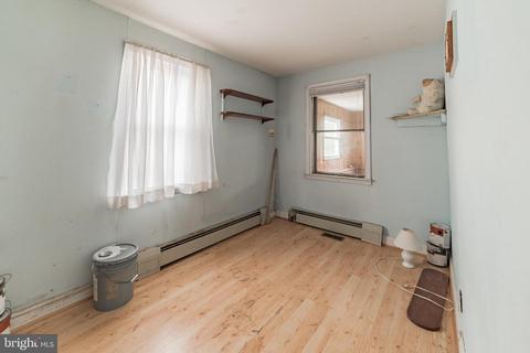 223 Dale Rd, Pasadena, MD 21122 photo 14