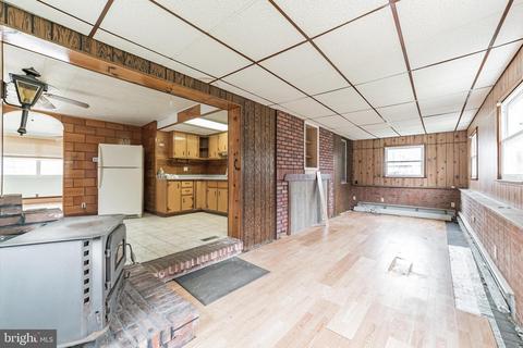 223 Dale Rd, Pasadena, MD 21122 photo 11