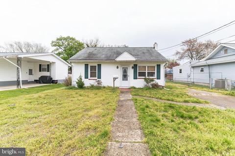 223 Dale Rd, Pasadena, MD 21122 photo 1