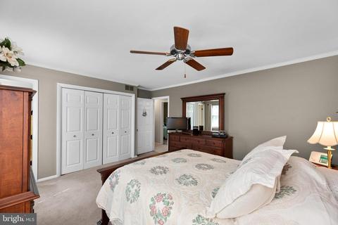 1679 Thorpe Rd, Pasadena, MD 21122 photo 13