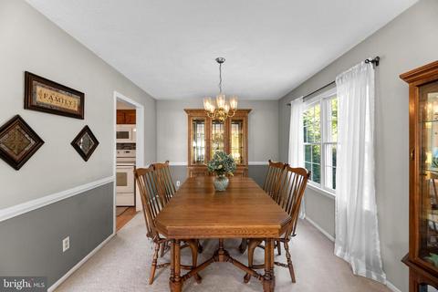 1679 Thorpe Rd, Pasadena, MD 21122 photo 7
