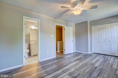 360 Rambling Ridge Ct, Pasadena, MD 21122 photo 18