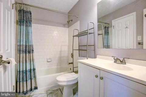 360 Rambling Ridge Ct, Pasadena, MD 21122 photo 20