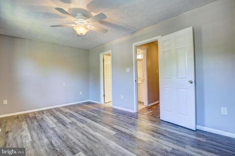 360 Rambling Ridge Ct, Pasadena, MD 21122 photo 17