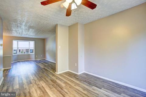 360 Rambling Ridge Ct, Pasadena, MD 21122 photo 6