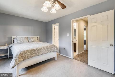 366 Rambling Ridge Ct, Pasadena, MD 21122 photo 18