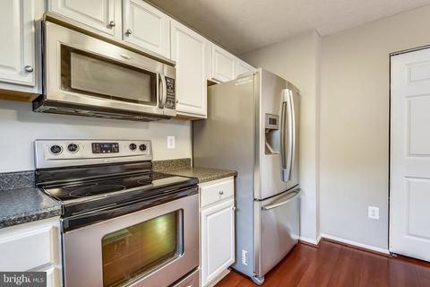 366 Rambling Ridge Ct, Pasadena, MD 21122 photo 5