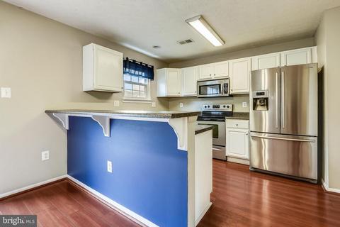 366 Rambling Ridge Ct, Pasadena, MD 21122 photo 2