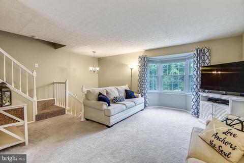 366 Rambling Ridge Ct, Pasadena, MD 21122 photo 8
