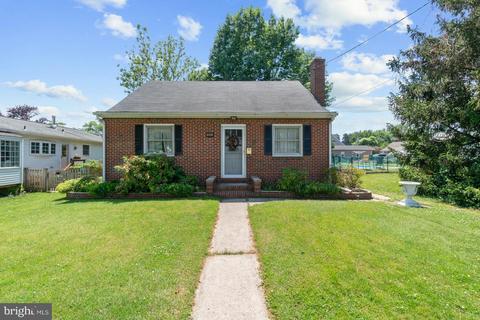 8438 Main Ave, Pasadena, MD 21122 photo 1