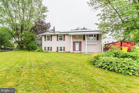 1 Gerald Ct, Severn, MD 21144 photo 3