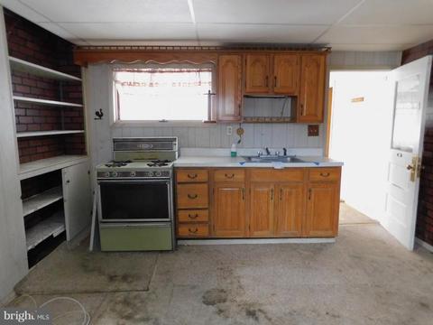 19000 Latrobe St, Barton, MD 21521 photo 8