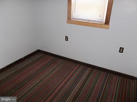 10501 Hinkle Rd SE, Cumberland, MD 21502 photo 13