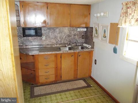 10501 Hinkle Rd SE, Cumberland, MD 21502 photo 8