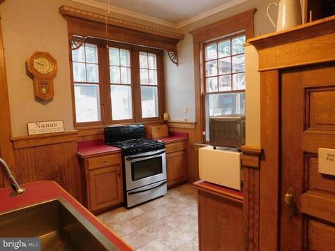 73 E Main St, Lonaconing, MD 21539 photo 10