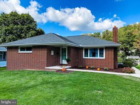 37 E Railroad St, Lonaconing, MD 21539 photo 1