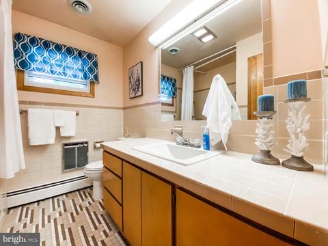 37 E Railroad St, Lonaconing, MD 21539 photo 9