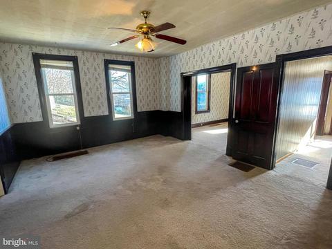 237 Fairview St, Luke, MD 21540 photo 9