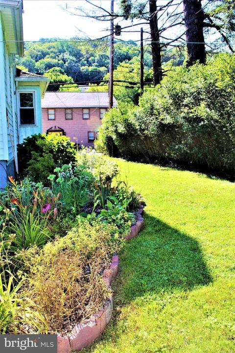 65 E Main St, Lonaconing, MD 21539 photo 17