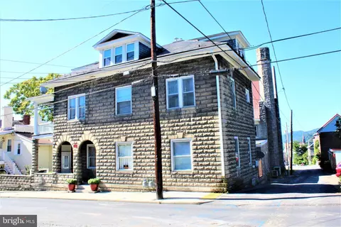 10 Independence St, Cumberland, MD 21502