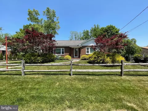 13111 Judy Ln NE, Cumberland, MD 21502