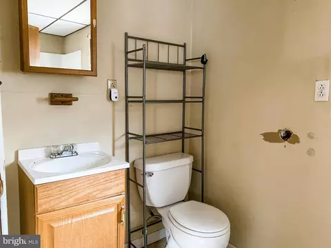 128 Jackson St, Lonaconing, MD 21539 photo 11