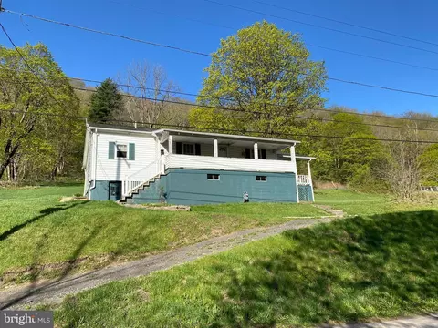 128 Jackson St, Lonaconing, MD 21539