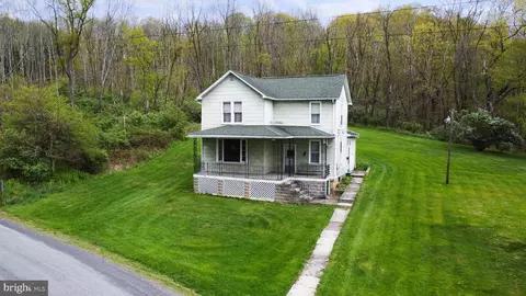11615 Hoffman Hollow Rd SW, Frostburg, MD 21532