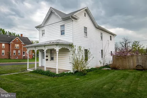 20 W College Ave, Frostburg, MD 21532