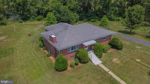 15911 Llewellyn Ave, Rawlings, MD 21557