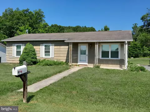 15201 Haines Dr SW, Cumberland, MD 21502