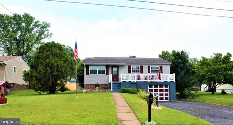 15709 Downing St SW, Cumberland, MD 21502