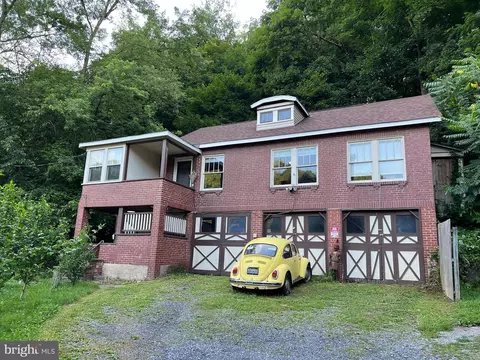 438 Goethe St, Cumberland, MD 21502