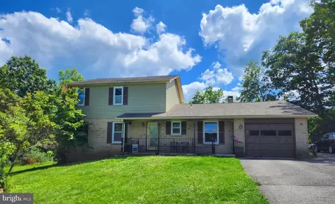 106 Meadow Rd, Frostburg, MD 21532