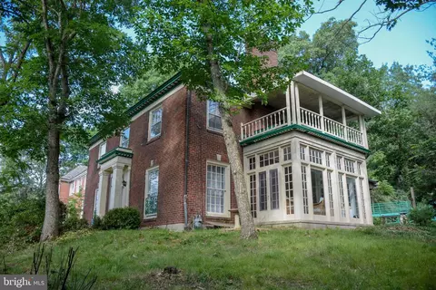831 Windsor Rd, Cumberland, MD 21502