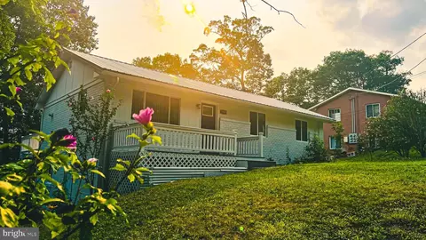 11909 Aster Ave, Cumberland, MD 21502