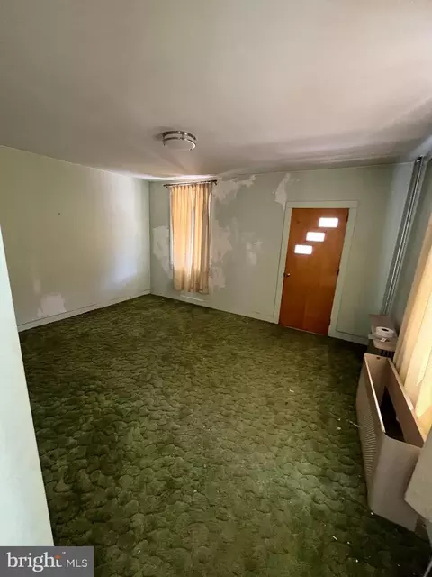 331 Pratt St, Luke, MD 21540 photo 4
