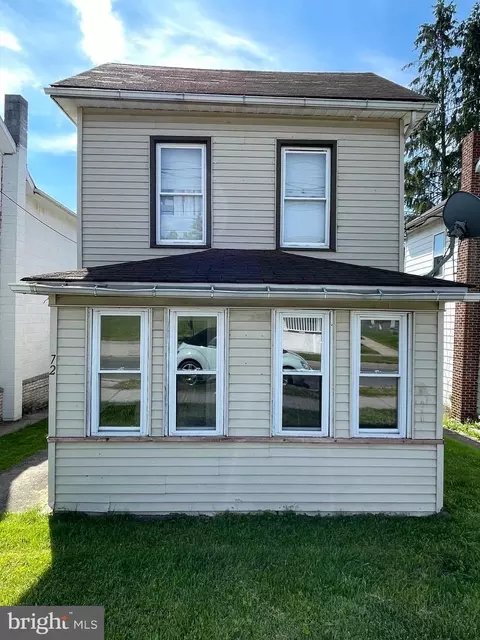72 Bowery St, Frostburg, MD 21532