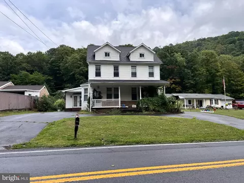 21106 Creek Side Dr SW, Westernport, MD 21562